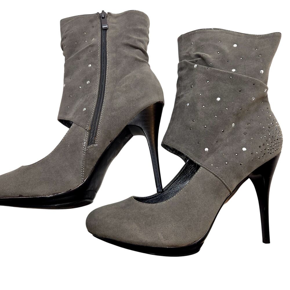 Bolaro 10 Women's Ankle Boots Gray Cut Out 4 Inch Heel Open Foot Shoes